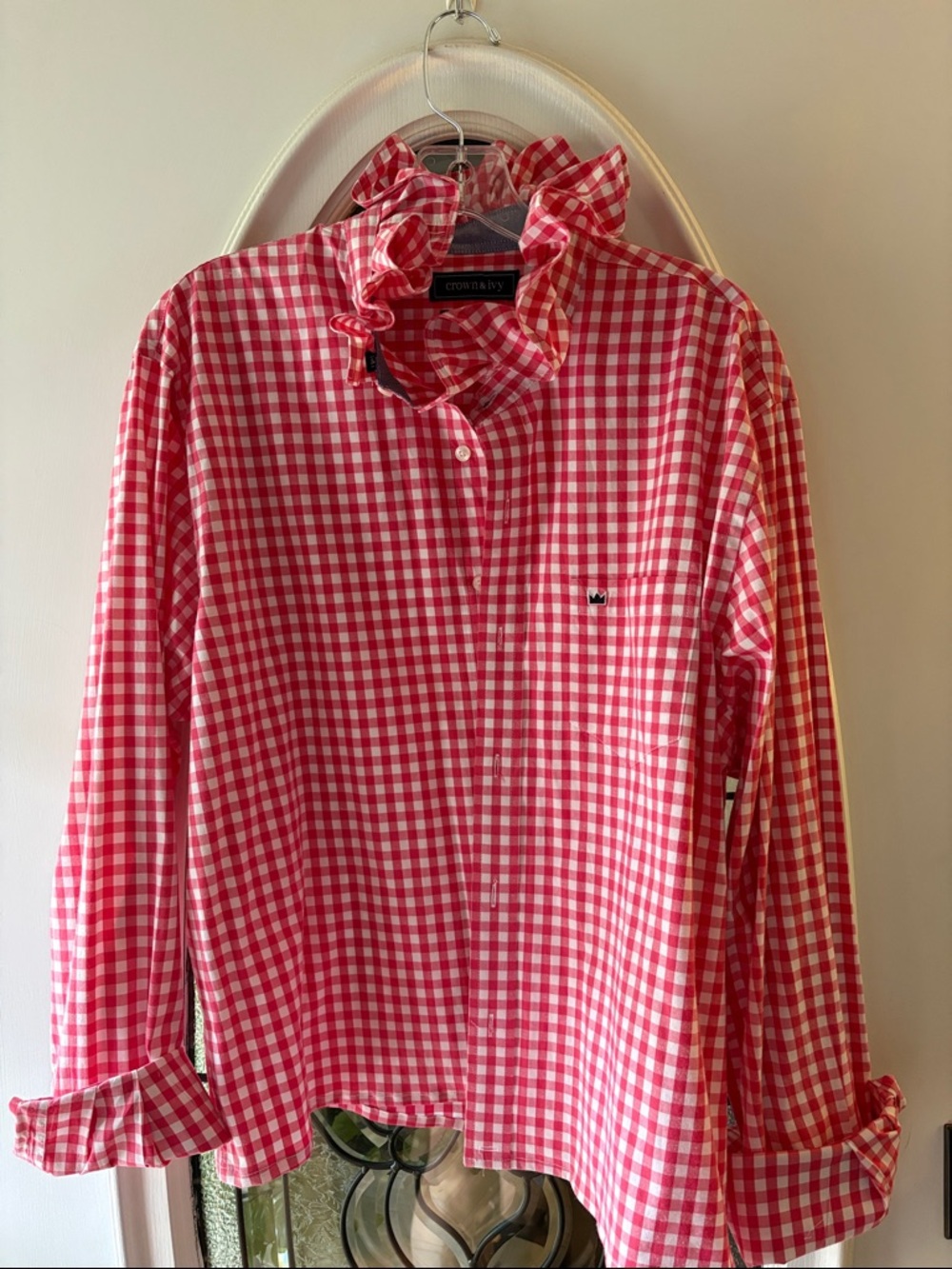 Up-cycled trendy Crown & Ivy dark pink/white check Ruffle Collar ButtonUp Blouse